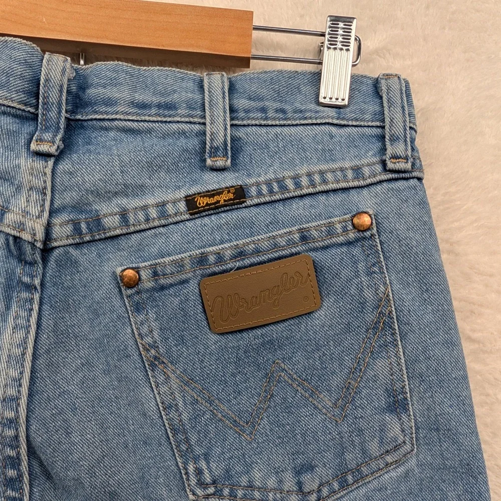 Wrangler tagged 32x32